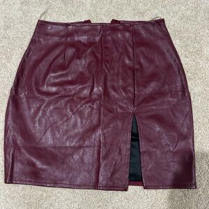 Windsor Burgundy Pencil Skirt